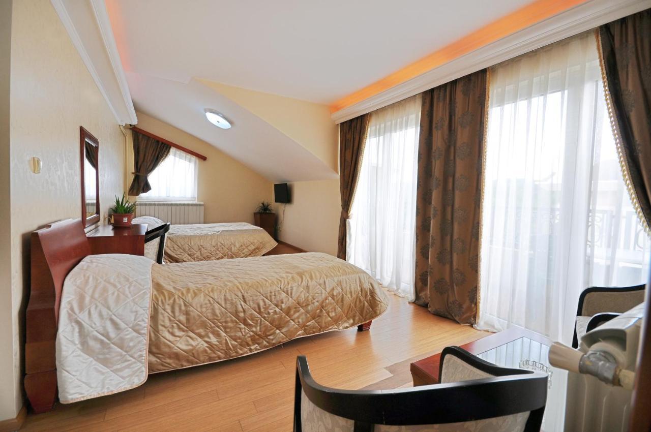 Sunny Hill Apartments & Aqua Park Vrnjačka Banja Buitenkant foto
